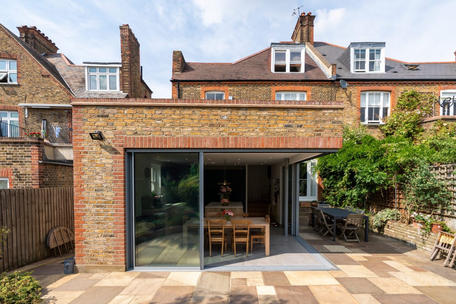 Contemporary House Extension by JCR Projects, Streatham Hill