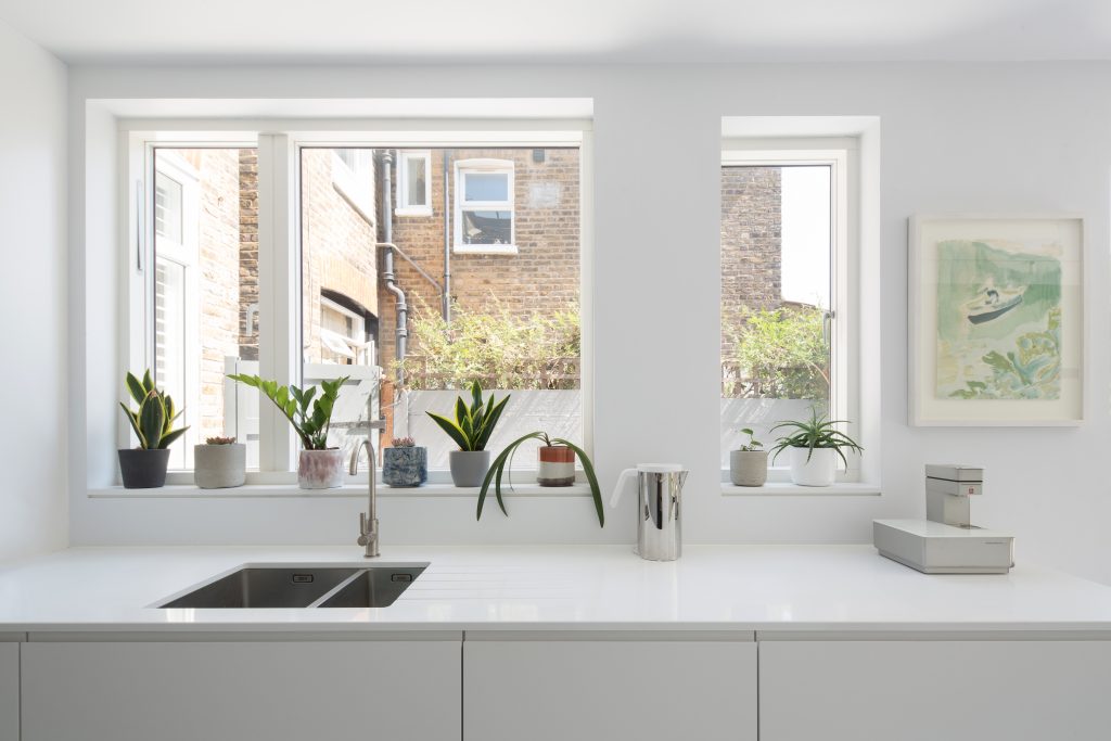 Contemporary House Extension Furzedown, by JCR Projects