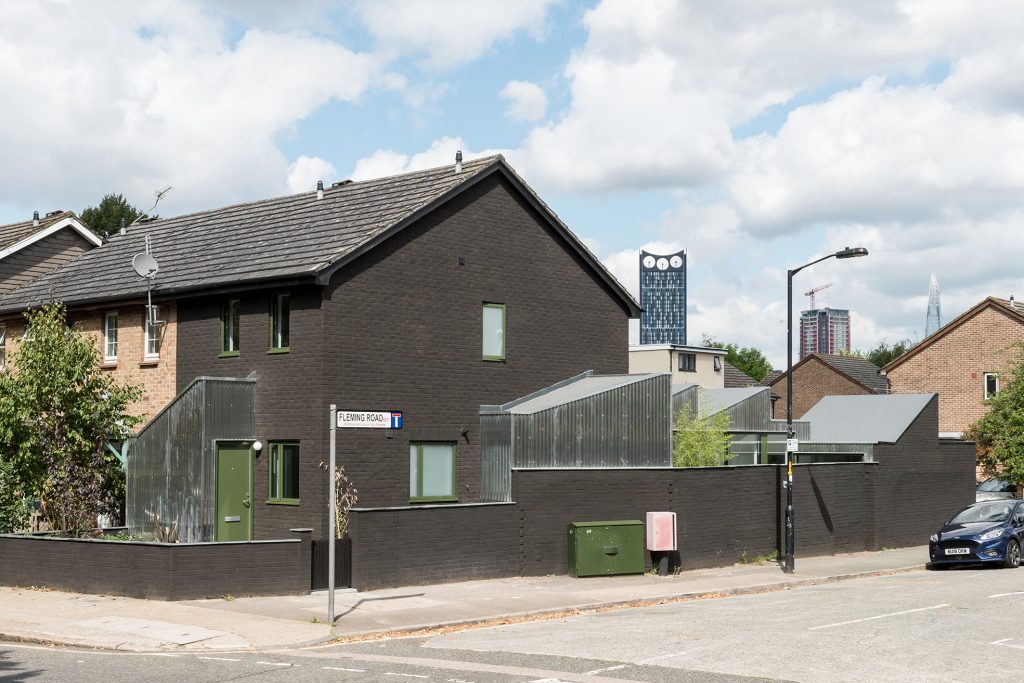 Architect-Designed House Extension Kennington by JCR Projects
