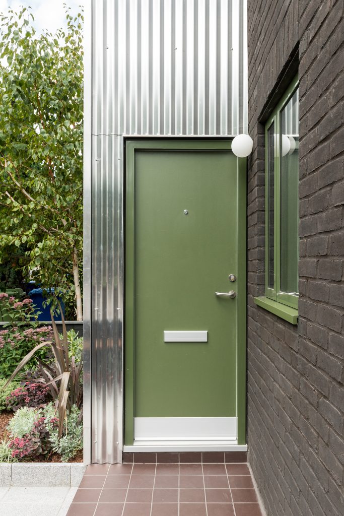 Architect-Designed House Extension Kennington by JCR Projects